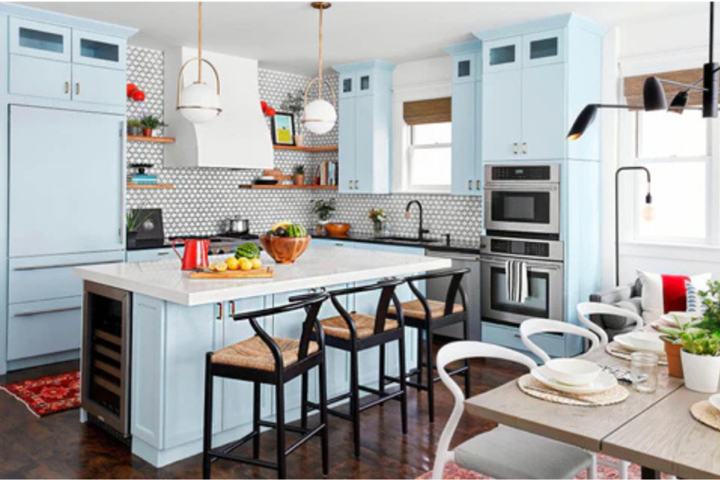 Kitchen & Dining